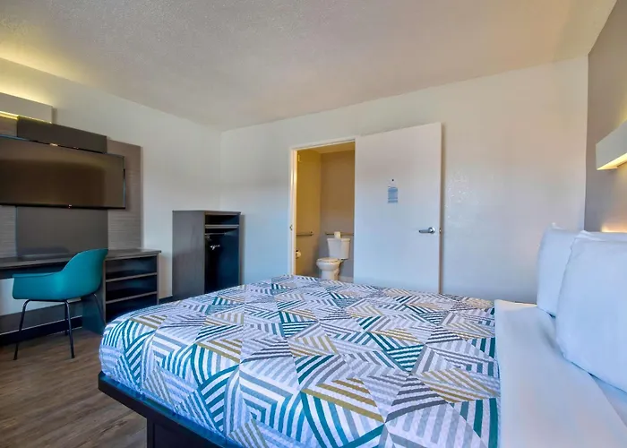 Motel 6 Santa Fe